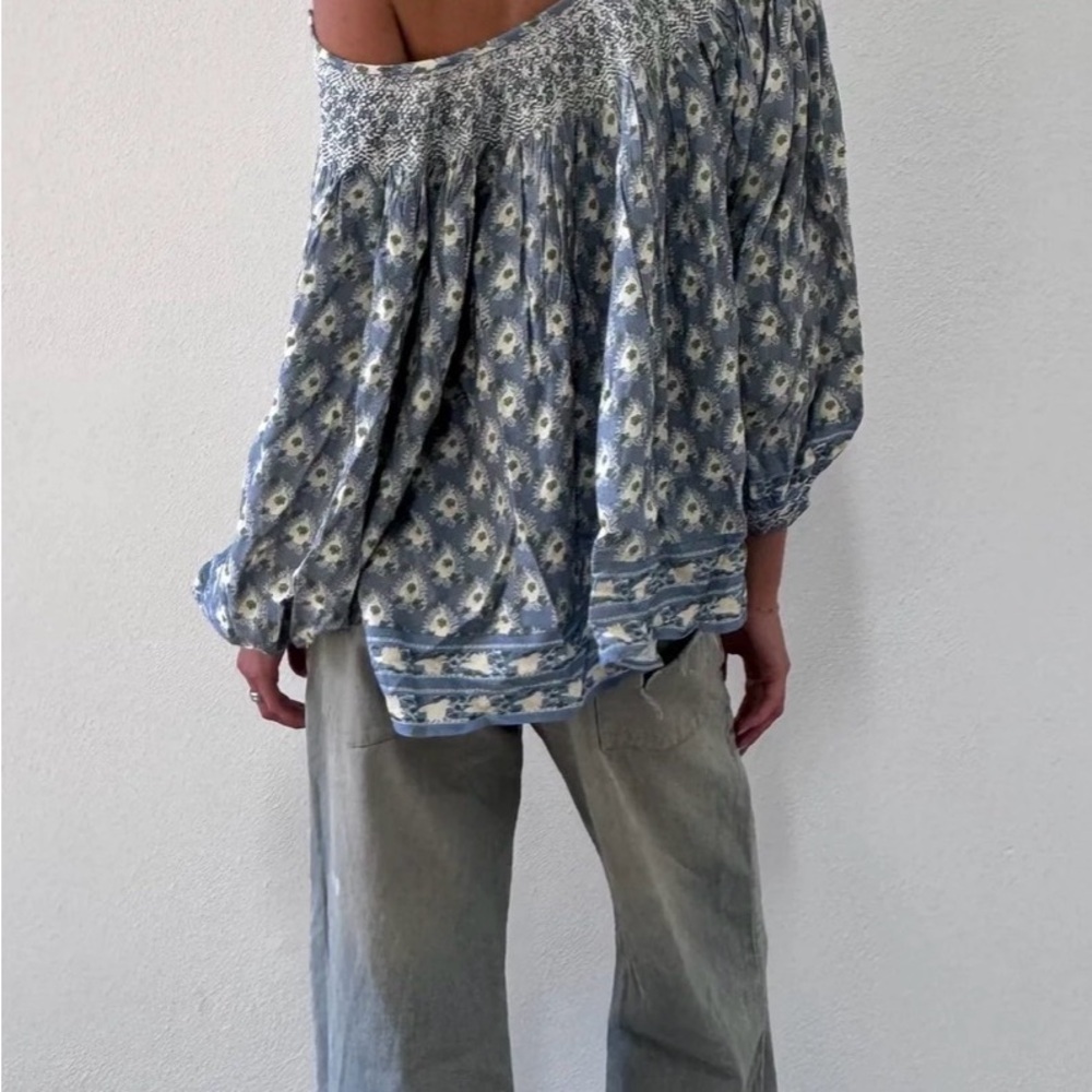 Jen's Pirate Booty Octavia Sky Blue Blouse L